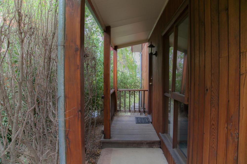 Perricoota Vines Retreat Hotel Моама Стая снимка