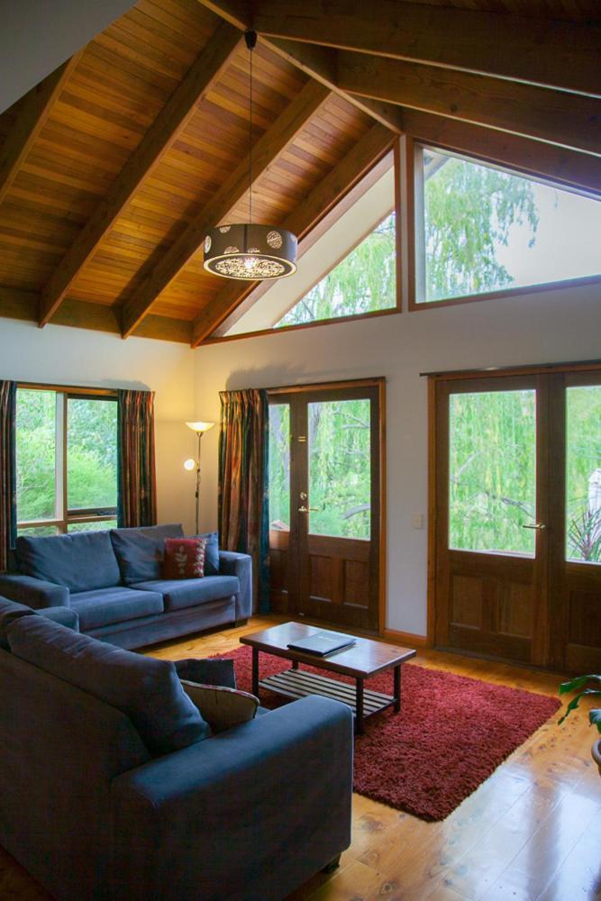 Perricoota Vines Retreat Hotel Моама Стая снимка