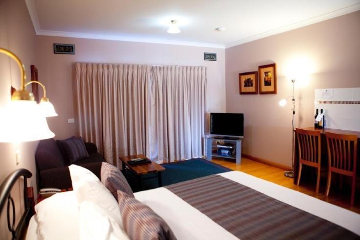 Perricoota Vines Retreat Hotel Моама Стая снимка