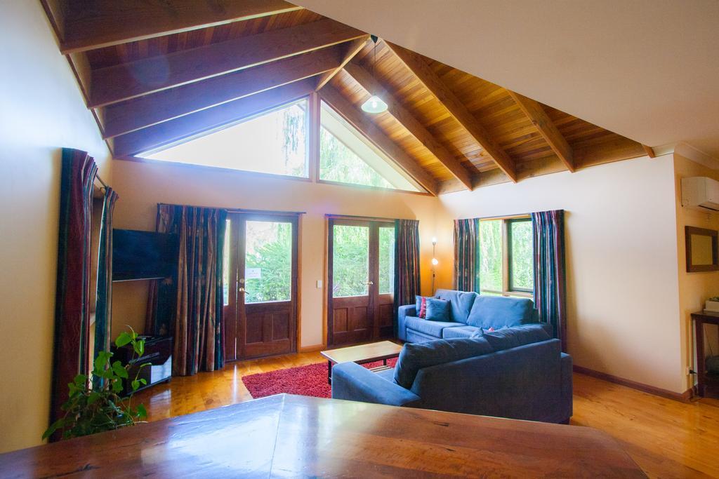 Perricoota Vines Retreat Hotel Моама Стая снимка