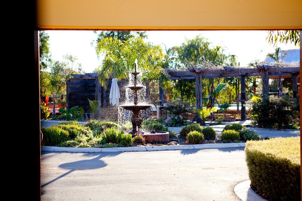 Perricoota Vines Retreat Hotel Моама Стая снимка